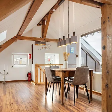 Apartamento Keyforest Homes - Moderne Maisonette Nahe Basel, 7 Guests, Weitblick, Coffee-bar, Free-parking