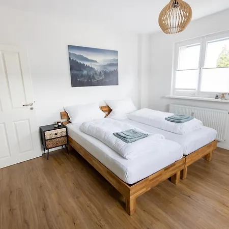 Keyforest Homes - Moderne Maisonette Nahe Basel, 7 Guests, Weitblick, Coffee-bar, Free-parking * Lörrach