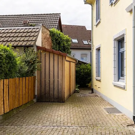 Apartamento Keyforest Homes - Moderne Maisonette Nahe Basel, 7 Guests, Weitblick, Coffee-bar, Free-parking Lörrach