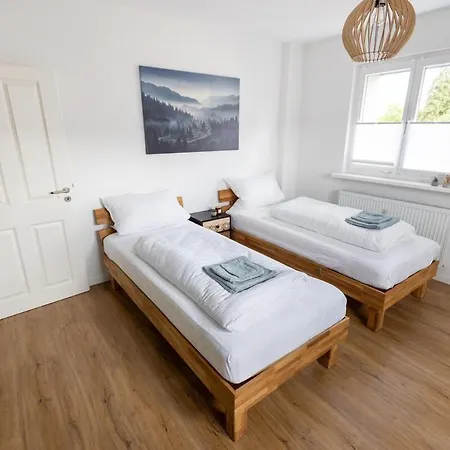 Keyforest Homes - Moderne Maisonette Nahe Basel, 7 Guests, Weitblick, Coffee-bar, Free-parking
